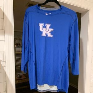 Nike pro- Kentucky